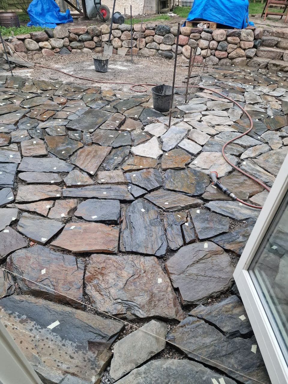 Terrasser, parkeringspladser, trapper og stier - 2